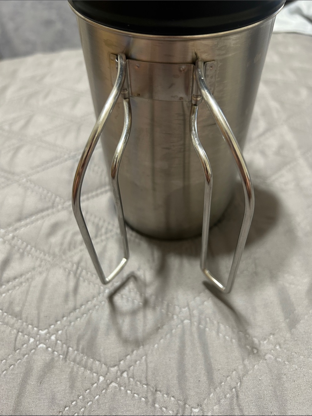 Stanley Stainless Travel Mug with Black Lid and Silver Body coffee - Picture 3 of 10